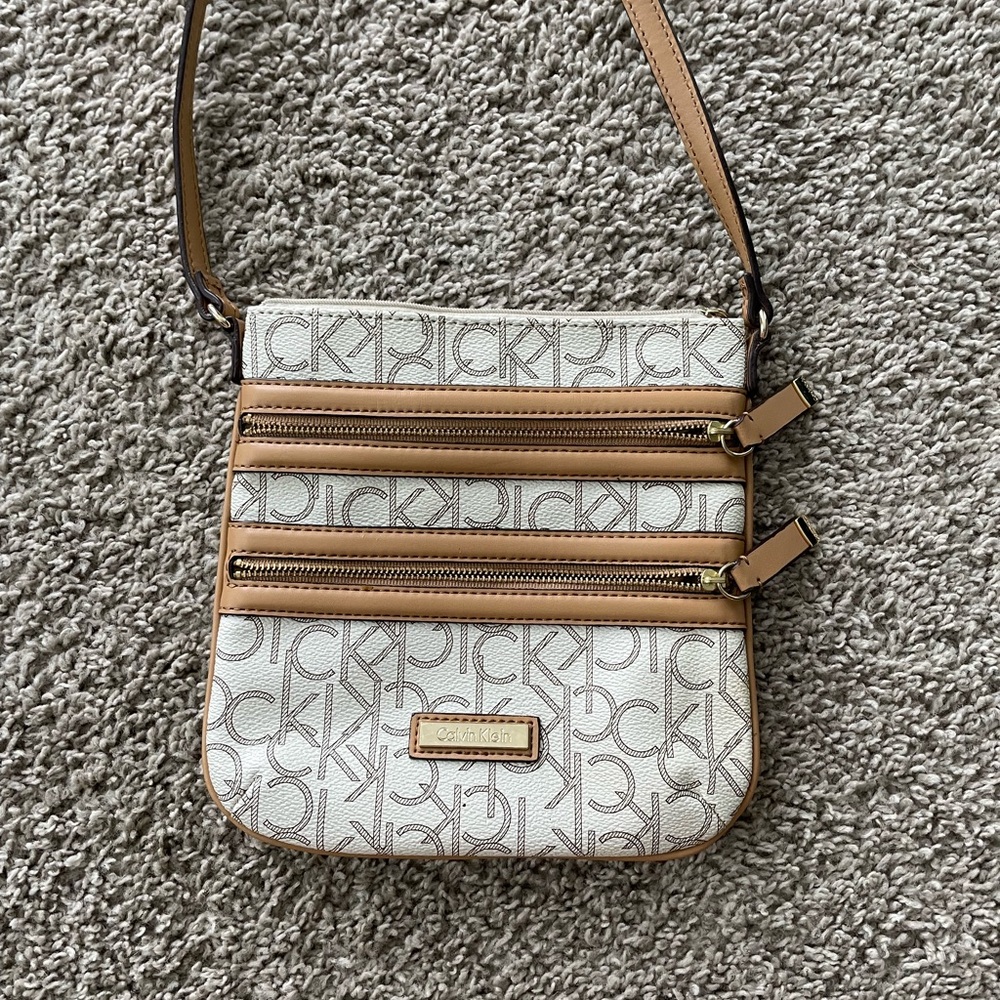 Calvin Klein Crossbody bag